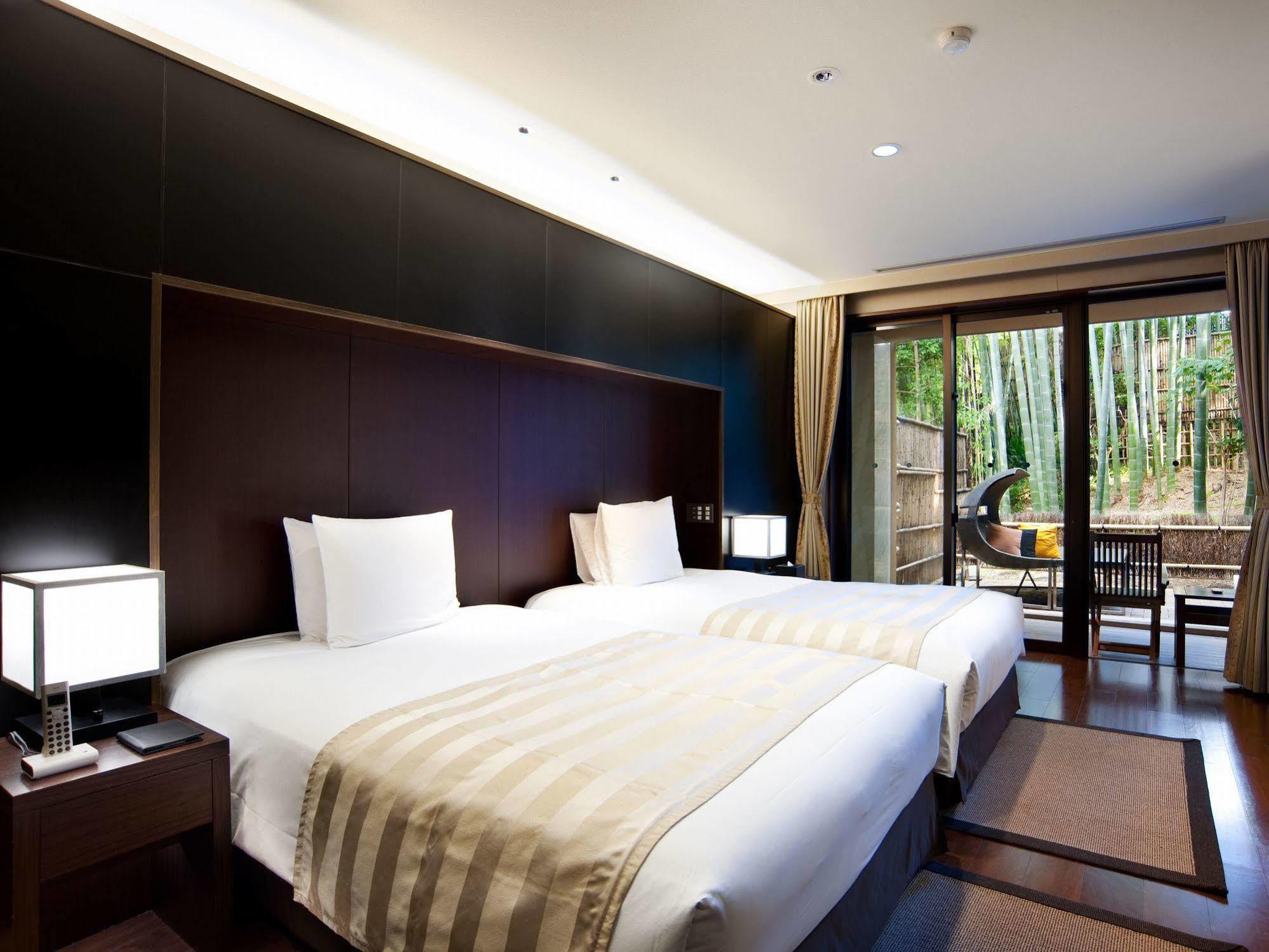 Fufu Atami Hotel Bagian luar foto